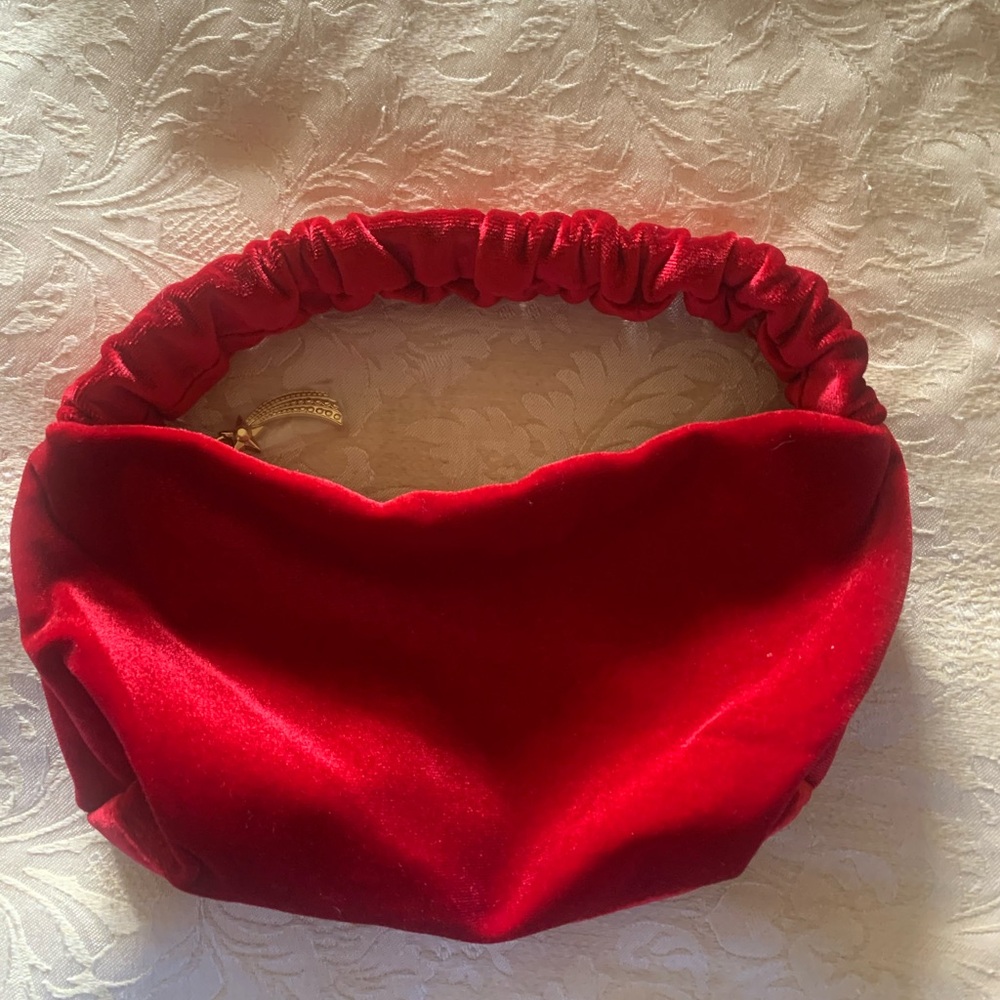 Estee Lauder-NWOT-Red “Velvet” Bag